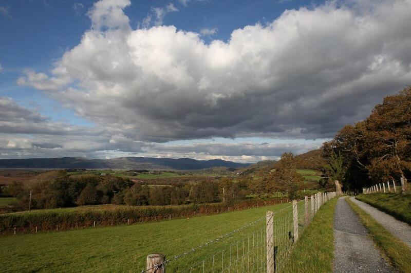 Villa Breathtaking Views With A Hot Tub - Bwlch Cliced Tal-y-bont  Exterior foto